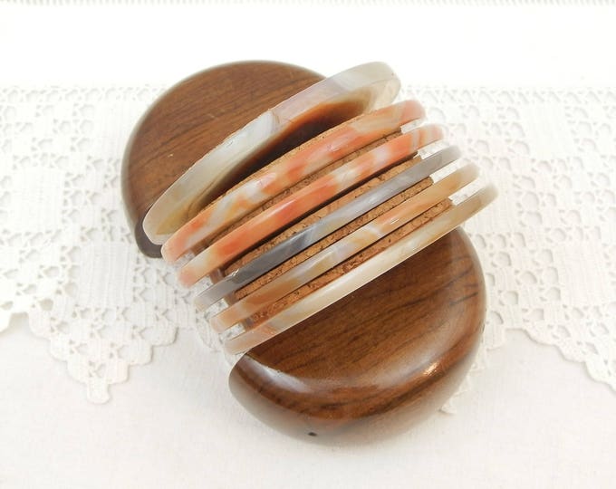 Vintage 6 Round Onyx / Agate Orange and White Polished Stone Drinks Coasters with Stacking Rack, Retro Home Interior, Entertaining, Barware Vintage 6 Round Onyx / Agate Orange and White Polished Stone Drinks Coasters with Stacking Rack, Retro Home Interior, Entertaining, Barware