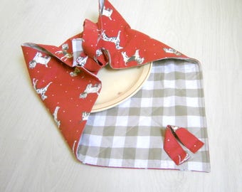 Cake carrier, pie carrier, dog lover's gift, picnic carrier, 'Sac-a-Tarte', quilted pie bag, gift for baker, gift for Mom, casserole carrier
