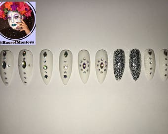 Full Set of Jeweled Nails: Snow Angel