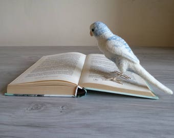 Needle felted animal Parrot needle felted bird portrait Felt parrot art Needle felted wool Pet portrait sculpture ooak doll Little bird