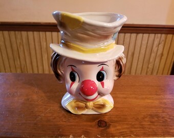 Vintage Relpo Clown planter 6008, 1960s ceramic clown head vase or planter.