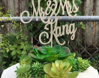 Custom Mr & Mrs Cake Topper, Wedding Cake Topper, Custom Cake Topper for Wedding, Custom Mr and Mrs Cake Topper