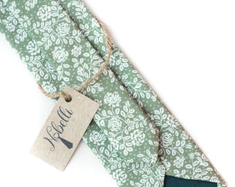 Floral tie, green tie, mens ties, slim necktie, cotton tie, mens floral tie, floral print necktie, green floral tie, wedding tie, skinny tie