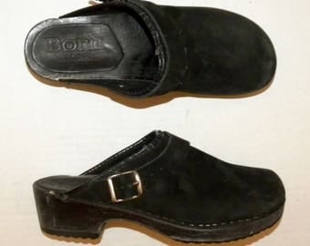 Vintage Wood & Suede Clogs / Børn Leather Platform Clog / Born Kløgs shoes made Denmark / size 39 / US 8.5 - 9