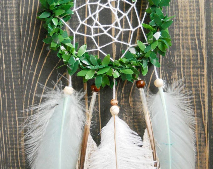 Boho dream catcher green white Wall hanging Dreamcatcher Wall Décor Bohemian Christmas Decor Farmhouse décor Living room decor