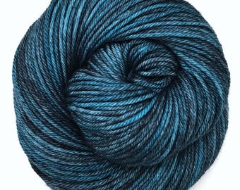 Worsted, Semi-Solid, Hand Dyed Yarn, Superwash Merino, 100 grams/218 yards, *Smokey Blue*