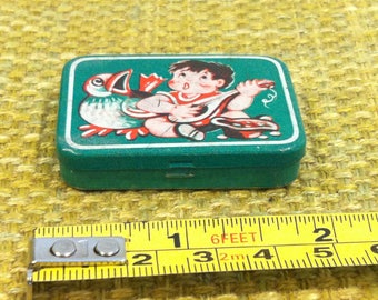 vintage tin box, tin toy, dollhouse miniature, acessoires