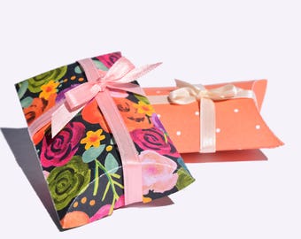 Bright Floral Pillow Boxes, Set of 12