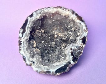 Brazilian Agate Geode Half, Quartz, Medium Size, Geode, Gemstone