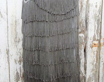Vintage 80s do 20s Grey Tiered Fringed Tassel Flapper Dress Size S UK 10 US 8