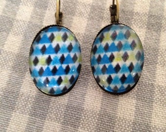"Blue yellow Pop sleeper Cabochon stud earring