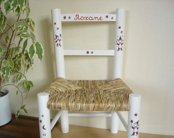 White straw Chair to name