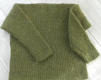 Willow green pullover boatneck women