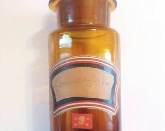 Antica bottiglia farmacia. Medicina, stregoneria, pagan, drugs, XIX secolo. Poison, venom. Veleno.