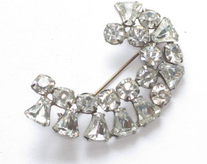 Curved Crystal Rhinestone Brooch Diamante Wedding Special Occasion