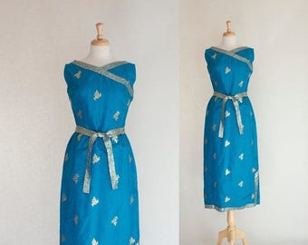 ON SALE 60s Silk Cheongsam Dress / 60s Asian Dress / 60s Bombshell Dress / Silk Shantung Dress / Chinese Dress / Gold and Turquoise Dress /