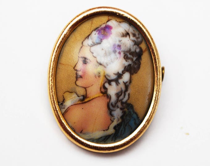 Hand Painted Porcelain Brooch - Limoge FRance Signed - Cameo Women Profile- Gold Frame - Antique Victorian - trombone Clasp pin