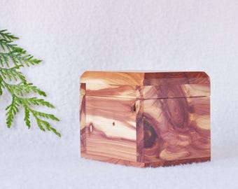 Small Cedar Wood Keepsake Box - aromatic red cedar - wood jewelry box - Father's Day - necklace, earrings, knife - anniversary LCK14