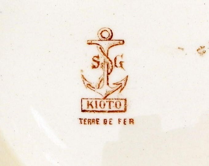 Antique French Ironware / Terre de Fer Cake Stand by Clairefontaine 1880 Japanned Pattern, Footed Serving Plate, Fruit Bowl, Tazza, Comport