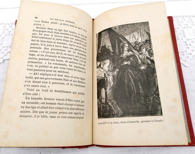 Antique French Historical Book Les Enfants Celebres Famous Children by E J Chaumette, Red Cover Gold and Blue Floral Pattern 6 Illustrations