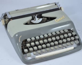 Consul Working Typewriter, Portable Typewriter, Vintage Typewriter, Grey Typewriter, White Typewriter, Manual Typewriter, Retro Typewriter