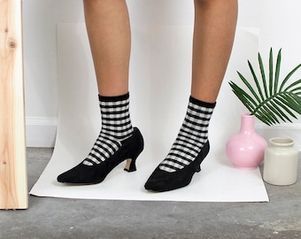 90s Black Suede Pumps/ Curved Heels / Minimalist / Vintage