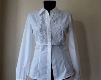 Elegant white shirt, eyelet lace bust embroidery, German dirndl style inspired, extra small size, vintage fashion, office apparel