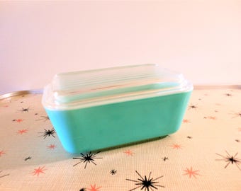 Very Hard to Find Pyrex Turquoise 502, Pyrex Turquoise Refrigerator Dish, 1.5 Pint Friggie, 1950s Aqua Blue Refrigerator Storage Dish