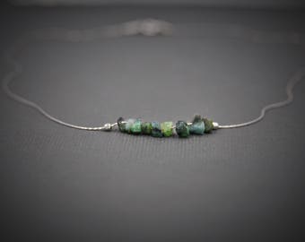 Raw Emerald Necklace Dainty Necklace May Birthstone Gemstone Choker Healing Crystals Heart Chakra Taurus Birthstone Raw Emerald Jewelry