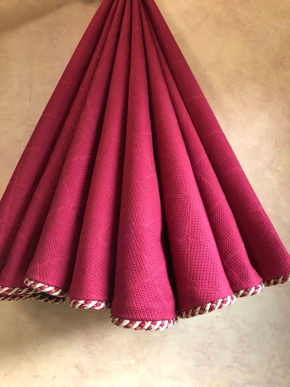 Reversible red and green Christmas tree skirt