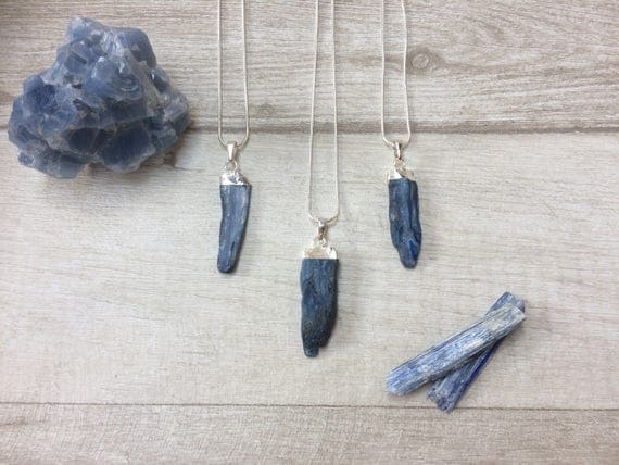KYANITE NECKLACE - Kyanite- Crystal Necklace- Crystal jewellery- Silver Necklace - Yoga - Spiritual - Chakra - Summer- Bohemian jewellery