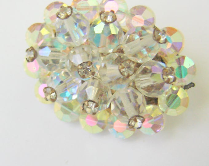 Mid Century Aurora Borealis Crystal & Rhinestone Cluster Brooch / Vintage Jewelry