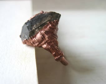 Herkimer diamond ring size 5 - raw tibetan quartz - electroformed crystal - statement ring oxidized copper - gothic dark hard rock jewelry