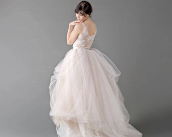 READY TO SHIP: tulle gown skirt / tulle wedding skirt / bridal skirt / nude tulle skirt / bridal tulle skirt / wedding skirt / us size 0