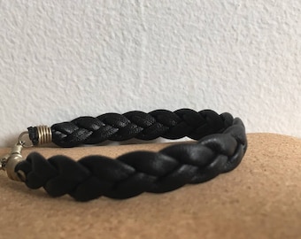 Leather bracelet - braid leather bracelt - ajustable bracelet - black bracelet - women bracelet
