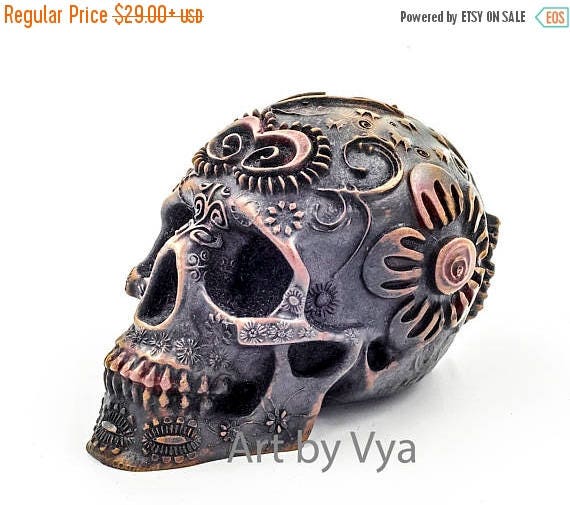 Skull Sculpture Skull Day of the dead cold cast iron sculpture