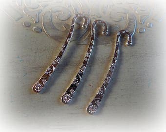 3 bookmarks in antique silver with silver color 8 cm