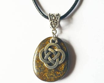 Collier celtique : véritable bronzite