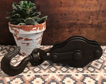Rustic Antique pully, Barn Pulley, Industrial Pulley