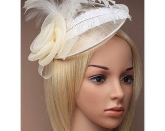 cream fascinator, feather hatinator, wedding fascinator, bridal hairpiece, wedding headpiece, derby day hats, bridal fascinator