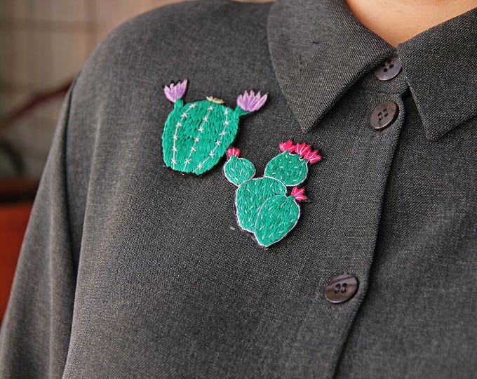 Cactus brooch Succulent jewelry pin Embroidered brooch Cactus embroidery Succulent lapel collar pin Cactus lover gift Nature inspired pin