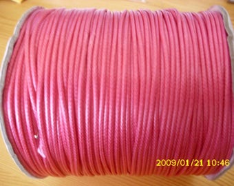 1 meter of waxed nylon thread has 2mm pink shamballa