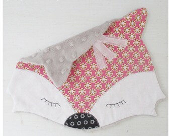 Doudou flat pink toy Fox labels 1 age