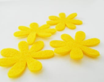 Yellow 4cm x 4 (l323) felt flowers