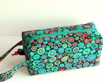 Boxy Bag Knitting Project Bag - Paperweight in green