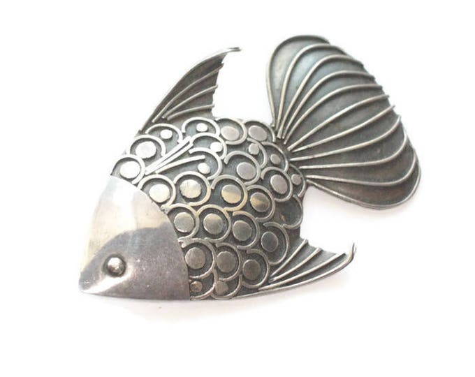 Sterling Fish Brooch Dimensional Marine Life Sea Life Ocean Life Vintage