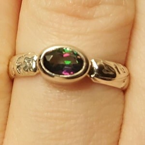 Buyer photo Em H, who reviewed this item with the Etsy app for Android.