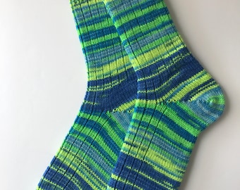 Hand Cranked, Ladies' Wool Socks, Plymouth Yarn
