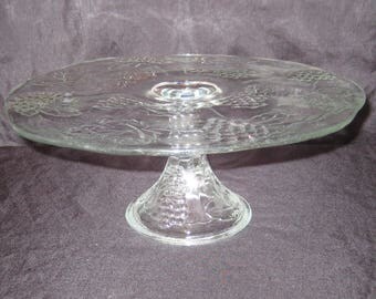 Pressed clear glass cake stand, cake platter, pedestal dish, dessert platter, cake plate, retro kitchen, grapes, grapevines
