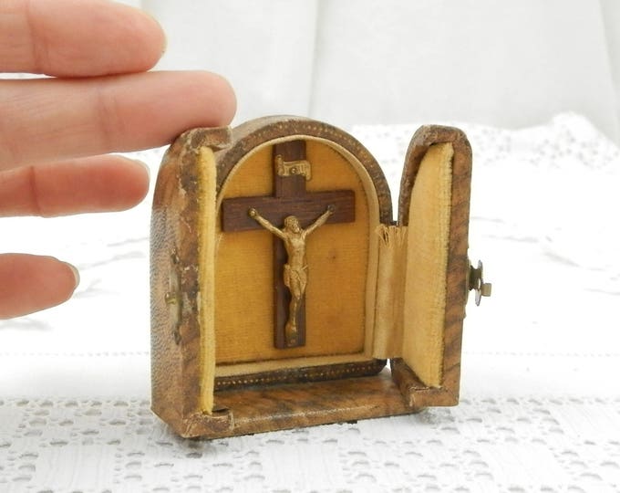 Antique French Portable Shrine / Altar / Crucifix / Cross with Hinged Doors, Vintage Retro Religious Christian Catholic Cross, French Christ